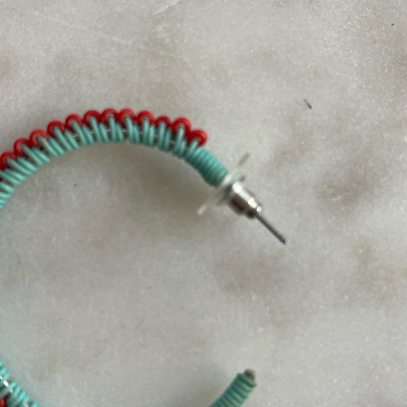 Hoop earrings. - Picture 2 of 2